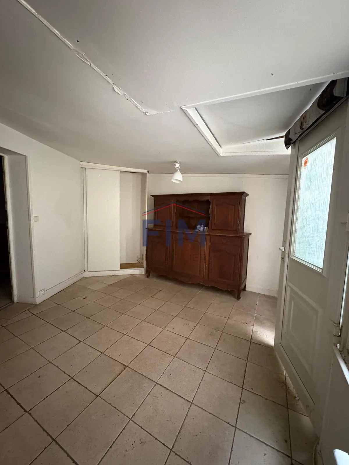 Maison de ville F3 avec cour privée à Dieppe - À rénover 