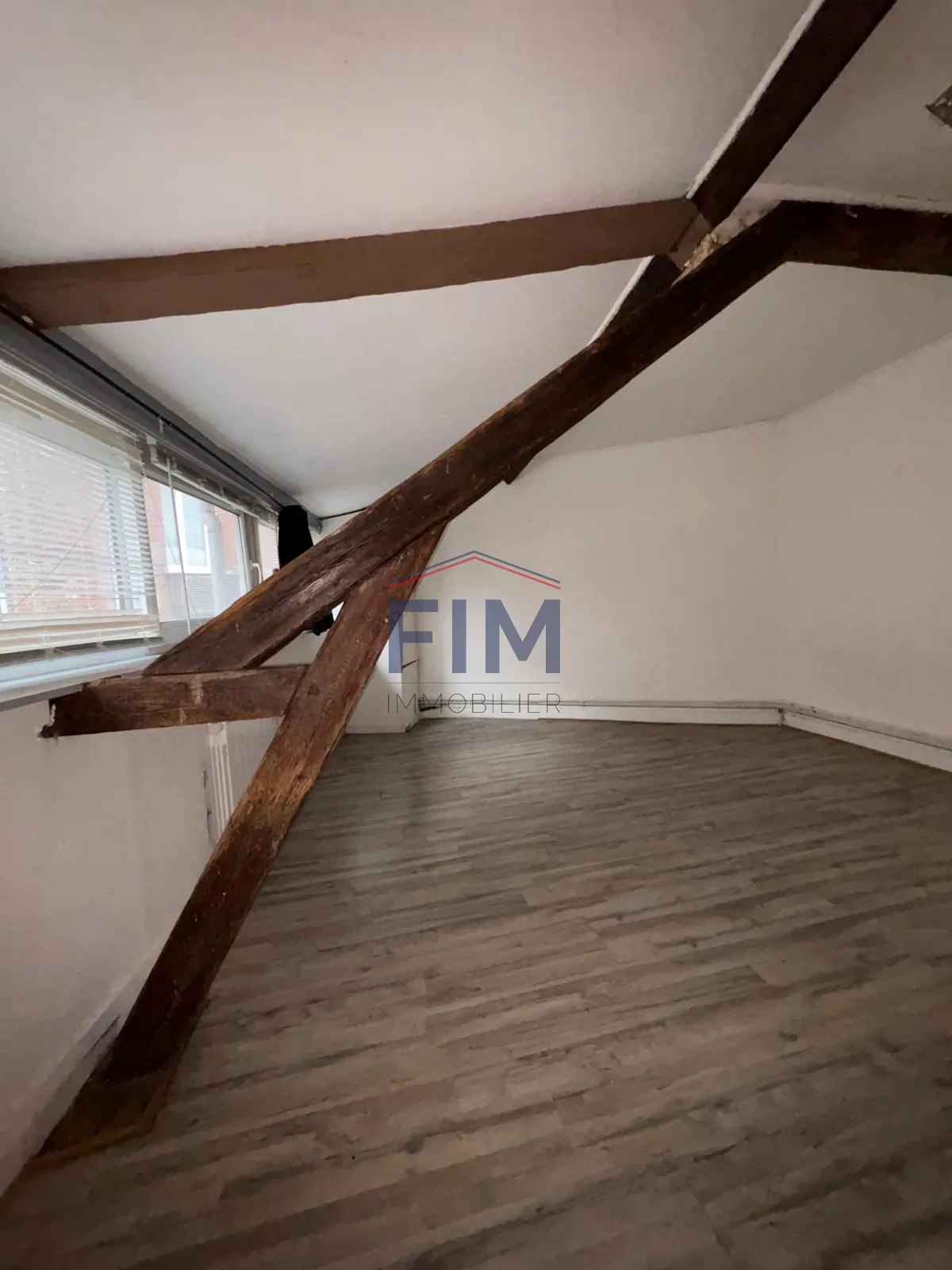 Maison de ville F3 avec cour privée à Dieppe - À rénover 