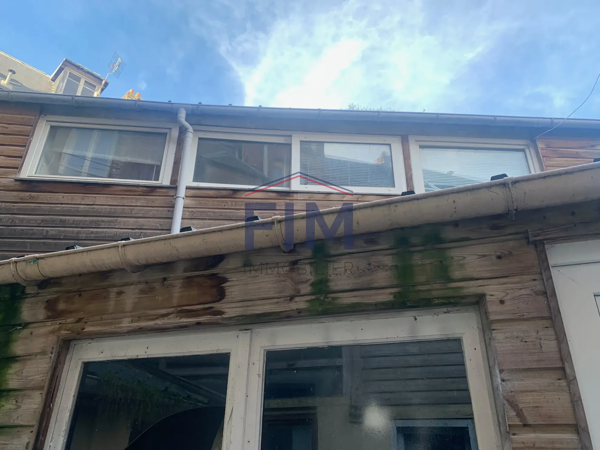 Maison de ville F3 avec cour privée à Dieppe - À rénover 