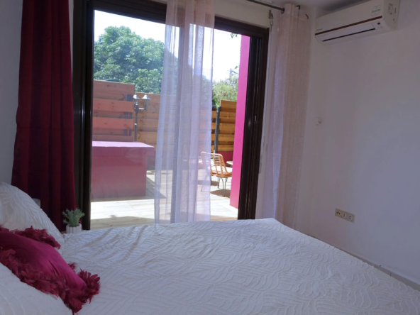 Spacieux appartement T2 de 61 m² à vendre à St Denis avec terrasse 