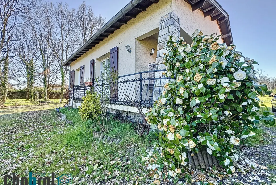 Maison avec jardin constructible à La Ville Dieu Du Temple 