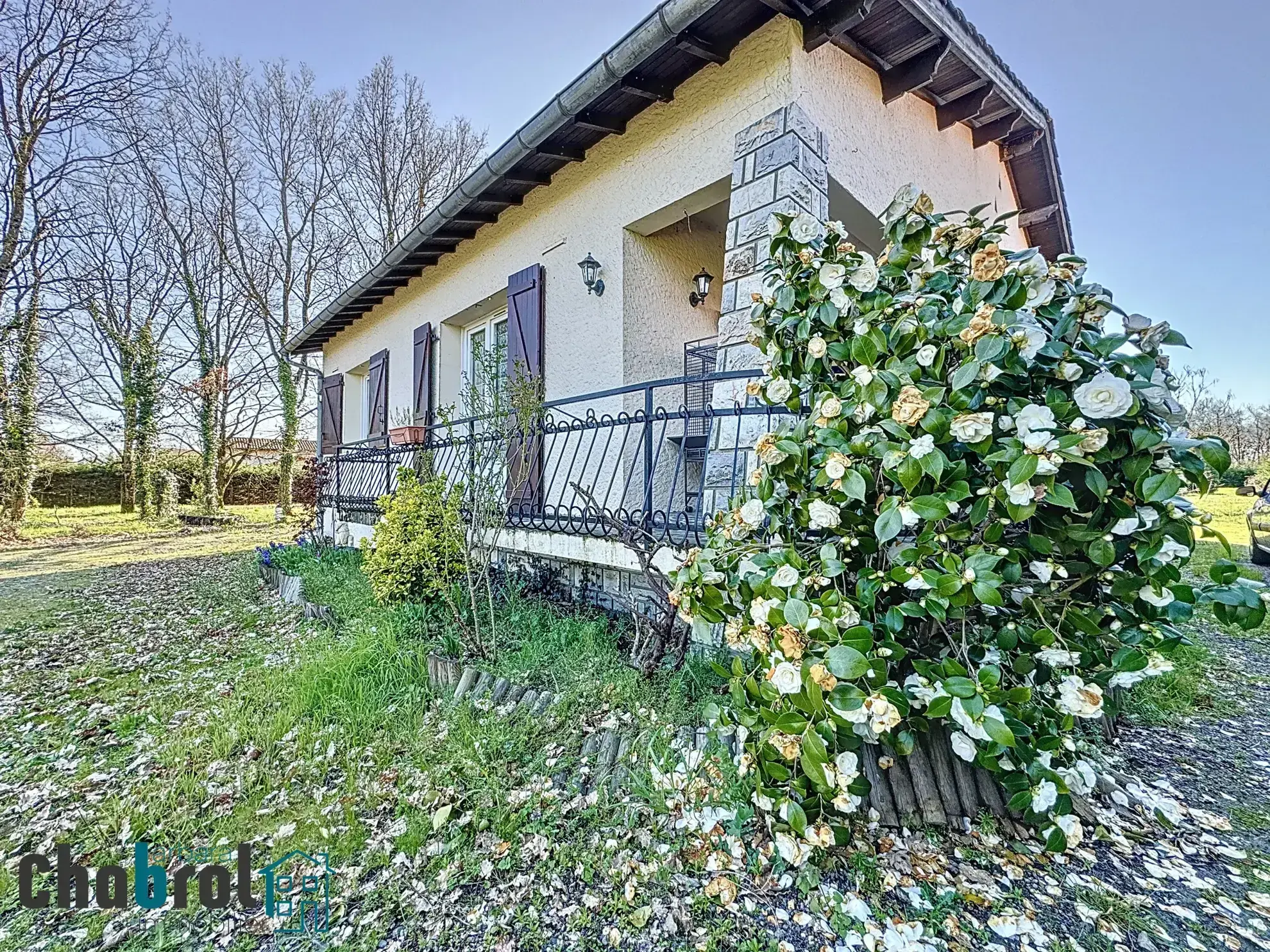 Maison avec jardin constructible à La Ville Dieu Du Temple 