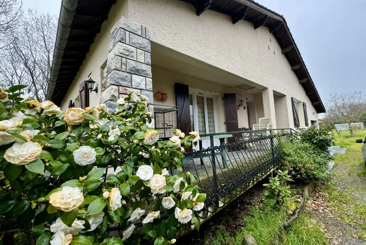 Maison avec jardin constructible à La Ville Dieu Du Temple 
