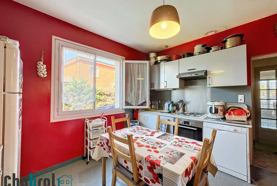 Maison avec jardin constructible à La Ville Dieu Du Temple 