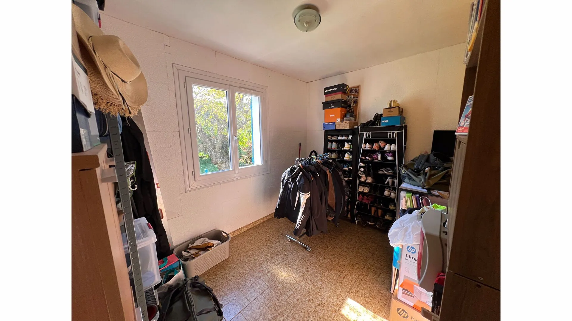 Villa traditionnelle à vendre à Tourves avec 2 garages 