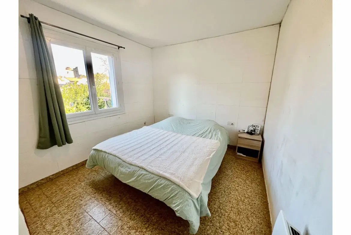 Villa traditionnelle à vendre à Tourves avec 2 garages 