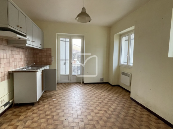 Maison familiale en pierre à vendre à Alles-sur-Dordogne 