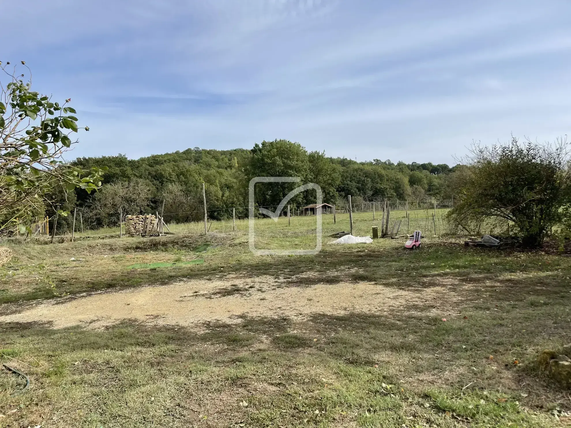 Maison familiale en pierre à vendre à Alles-sur-Dordogne 