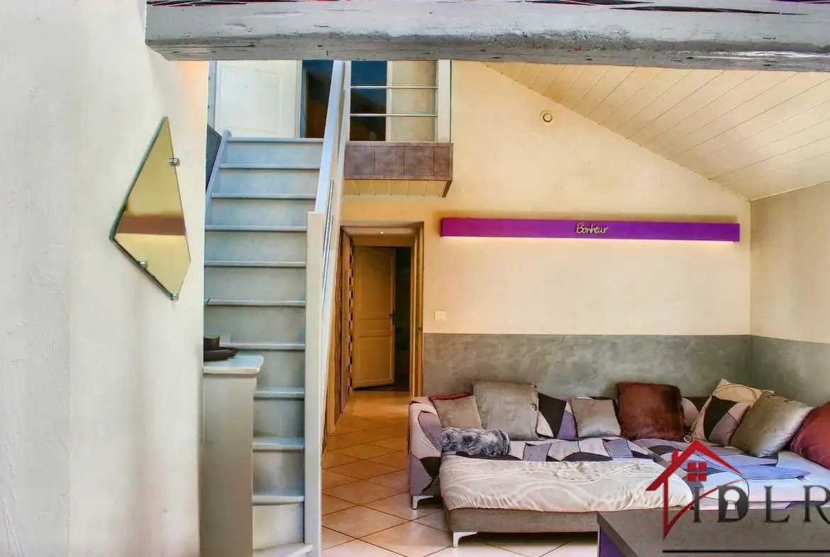 Maison entièrement rénovée à Laval-sur-Vologne à vendre 