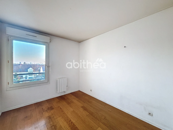 À vendre : Appartement 3 pièces avec balcon à Choisy-le-Roi 