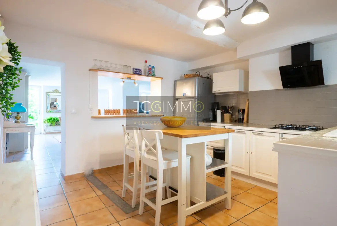 À vendre : T3 de 110m² et T2 de 37m² à Pignans 