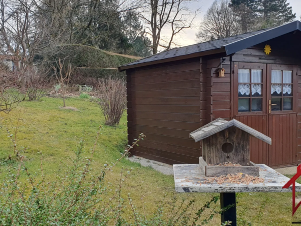 Maison individuelle avec 4 chambres et piscine à Novillars 