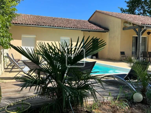 Maison avec piscine à vendre à Saint Genies (24590) 