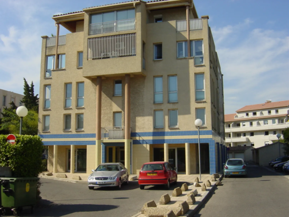 Appartement T2 à vendre à Marignane avec terrasse et parking 