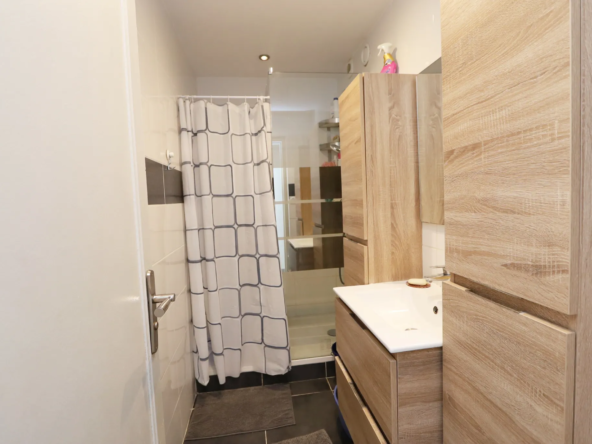 Appartement lumineux 4 pièces avec balcon à Le Raincy - 249 000 € 