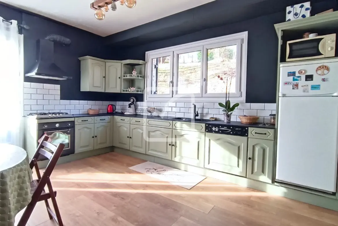 Maison spacieuse avec 3 chambres à vendre à Coulounieix Chamiers 