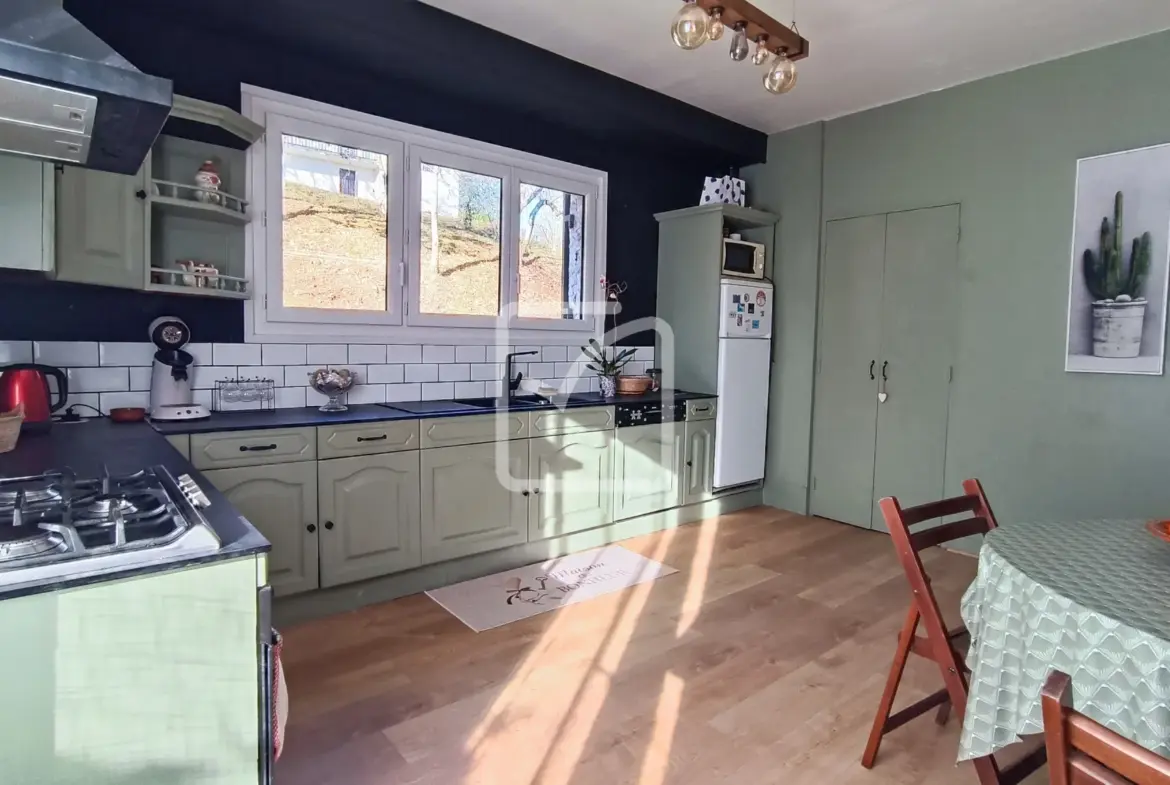 Maison spacieuse avec 3 chambres à vendre à Coulounieix Chamiers 