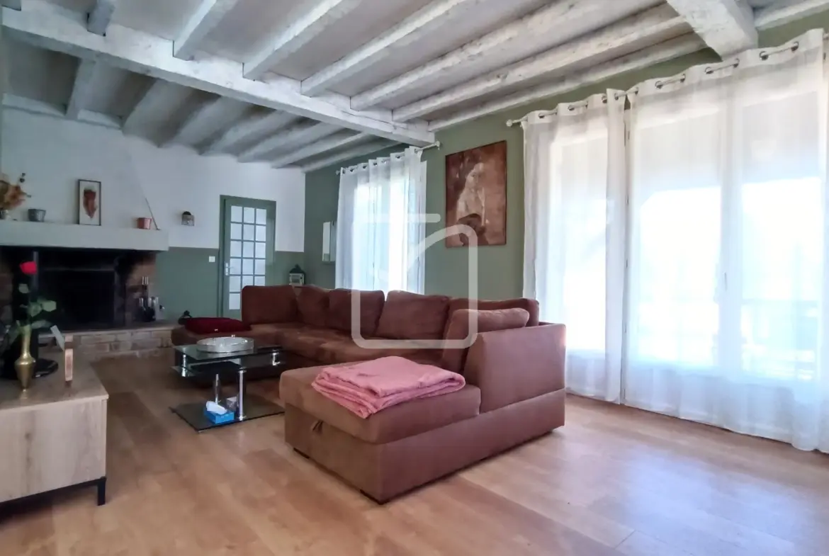 Maison spacieuse avec 3 chambres à vendre à Coulounieix Chamiers 