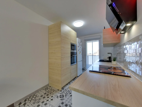 Élégant appartement 3 pièces avec balcon à Saint-Egrève 