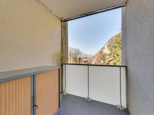 Élégant appartement 3 pièces avec balcon à Saint-Egrève 