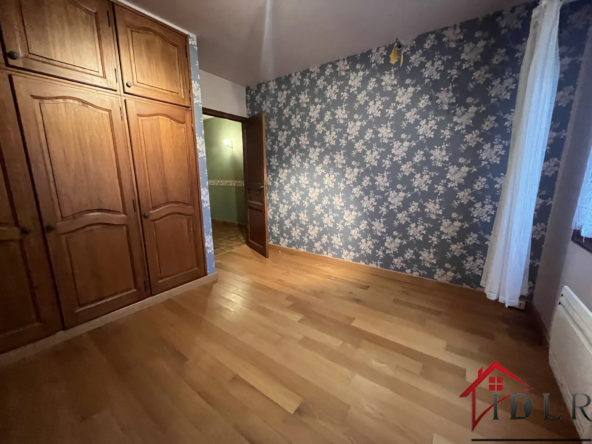 Charmant pavillon à vendre à Bourbonne-les-Bains - 230 m² sur 1716 m² 