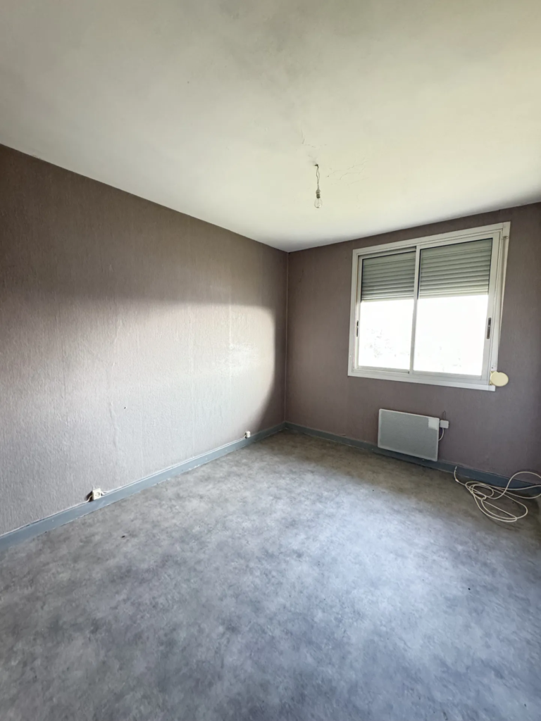 Appartement T4 à rénover à Grandvillars - Idéal pour Investisseur