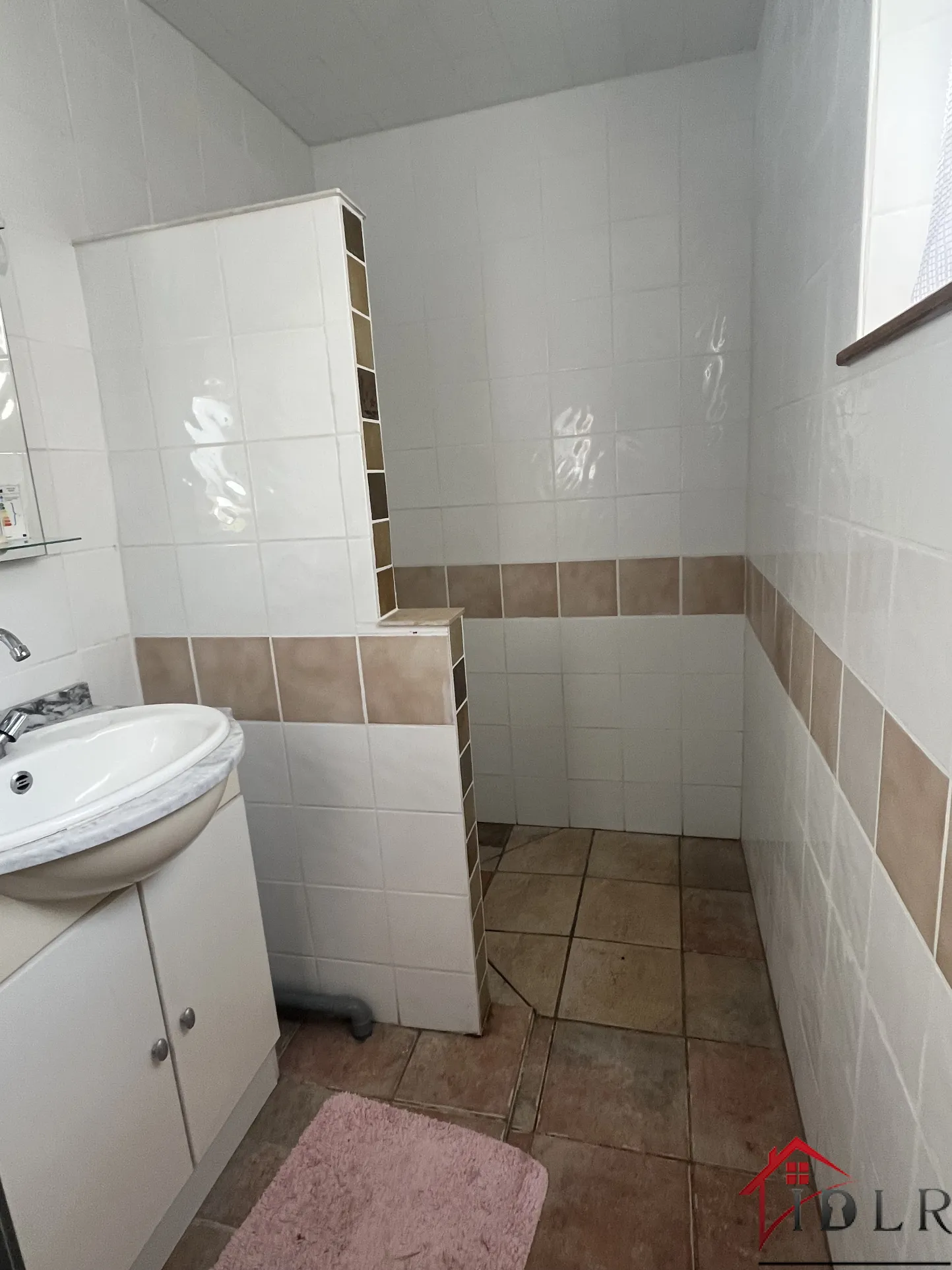 À vendre : Deux gîtes rénovés à Colombey Les Choiseul, charme et confort 