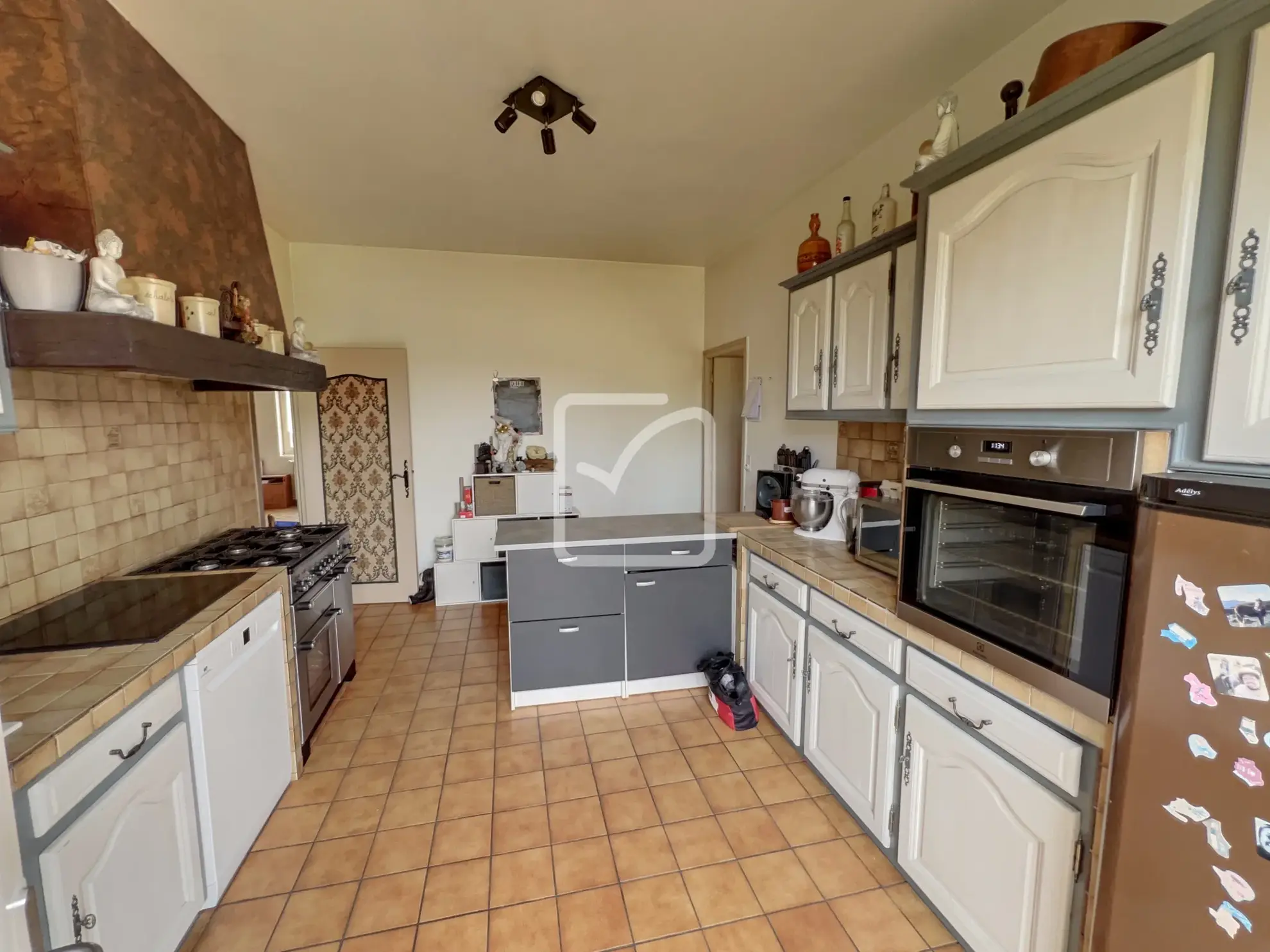 Maison de 140 m² avec grand garage à Saint Martial de Nabirat 