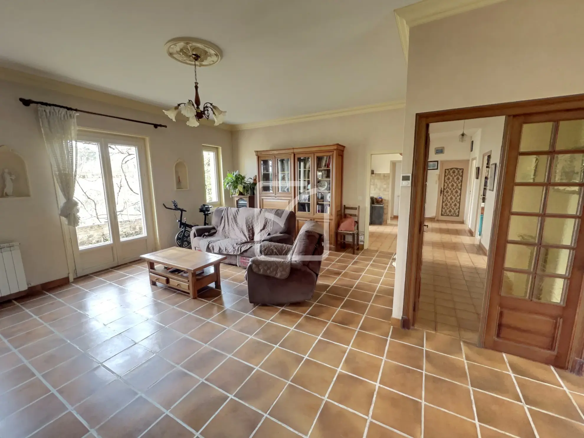 Maison de 140 m² avec grand garage à Saint Martial de Nabirat 