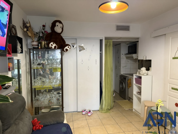À vendre : Appartement 2 pièces 30,30 m² avec terrasse et garage à Montpellier 
