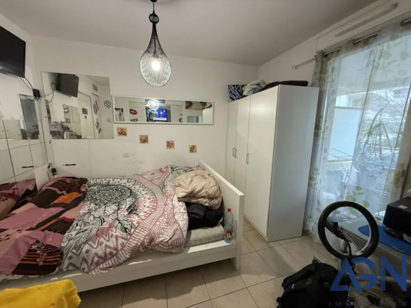 À vendre : Appartement 2 pièces 30,30 m² avec terrasse et garage à Montpellier 