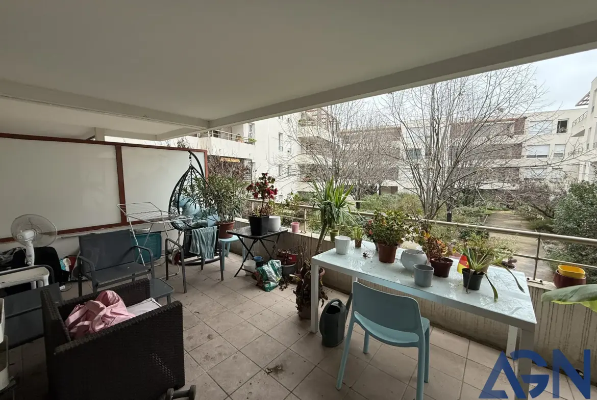 À vendre : Appartement 2 pièces 30,30 m² avec terrasse et garage à Montpellier 