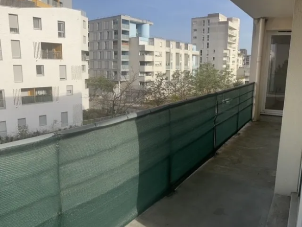 Appartement de 4 pièces avec balcon à Cergy le Haut - 238 000 € 