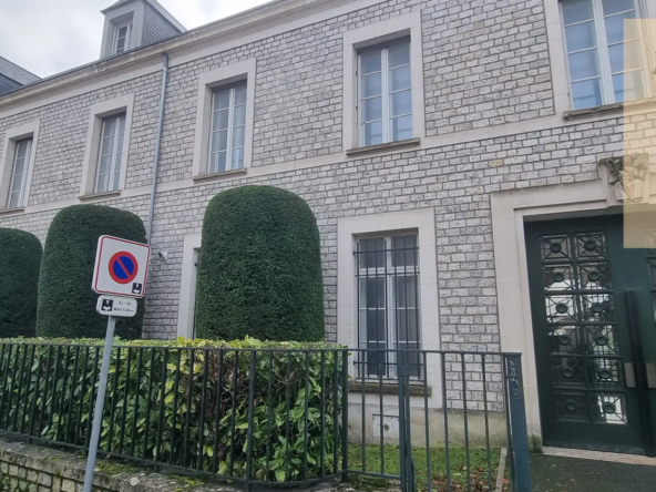 Achat Appartement Atypique Type 3 de 90,86 m² à Saint Marc, Orleans 