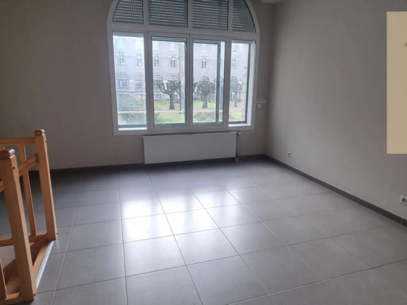 Achat Appartement Atypique Type 3 de 90,86 m² à Saint Marc, Orleans 