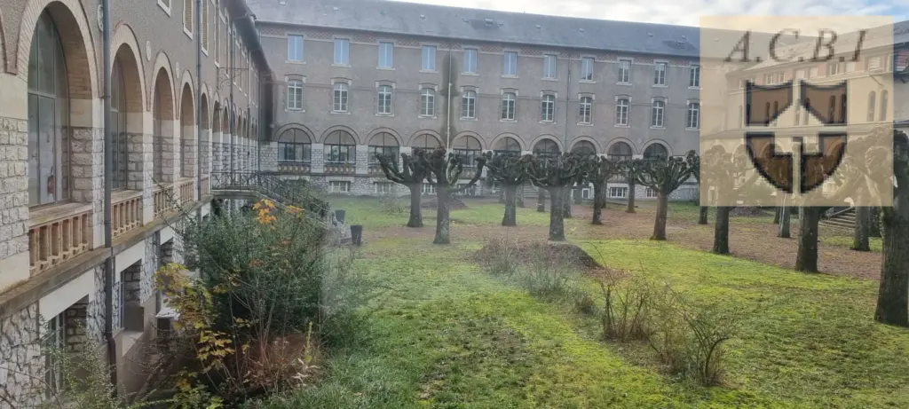 Achat Appartement Atypique Type 3 de 90,86 m² à Saint Marc, Orleans