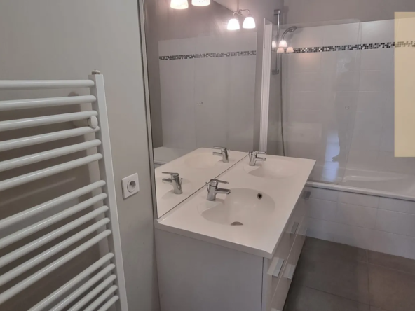 Achat Appartement Atypique Type 3 de 90,86 m² à Saint Marc, Orleans 