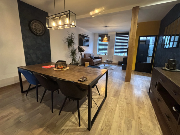 Maison familiale 148 m2 avec jardin à Roubaix, 6 chambres 