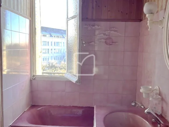 Appartement atypique avec vue dégagée à Brive-la-Gaillarde 