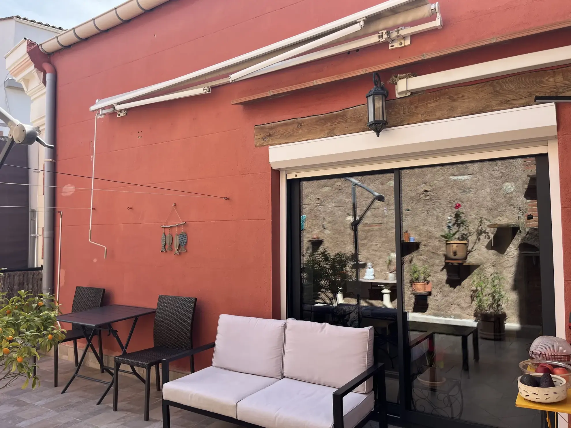 Bel appartement lumineux avec terrasse, cave et garage à Le Boulou 