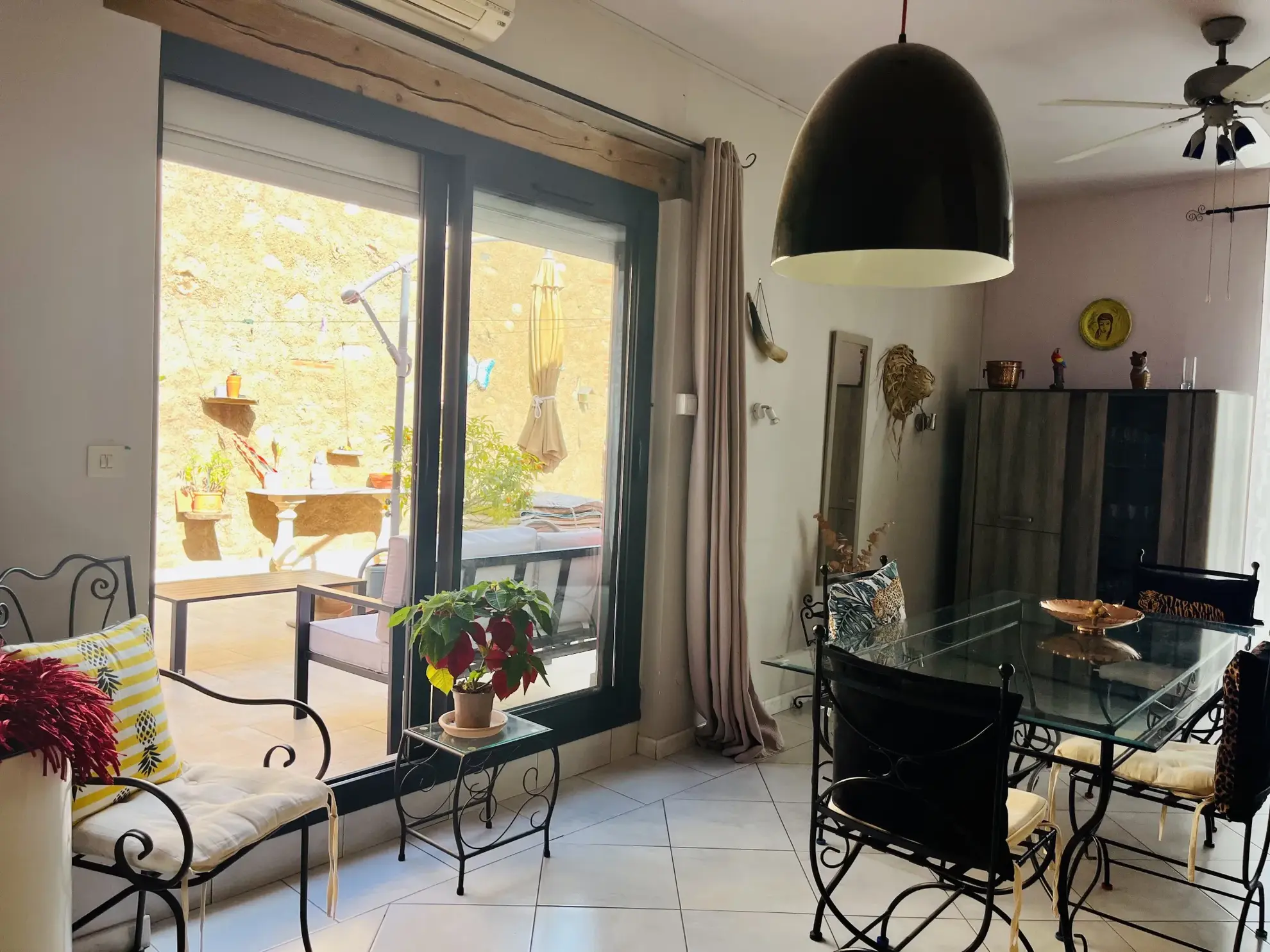 Bel appartement lumineux avec terrasse, cave et garage à Le Boulou 
