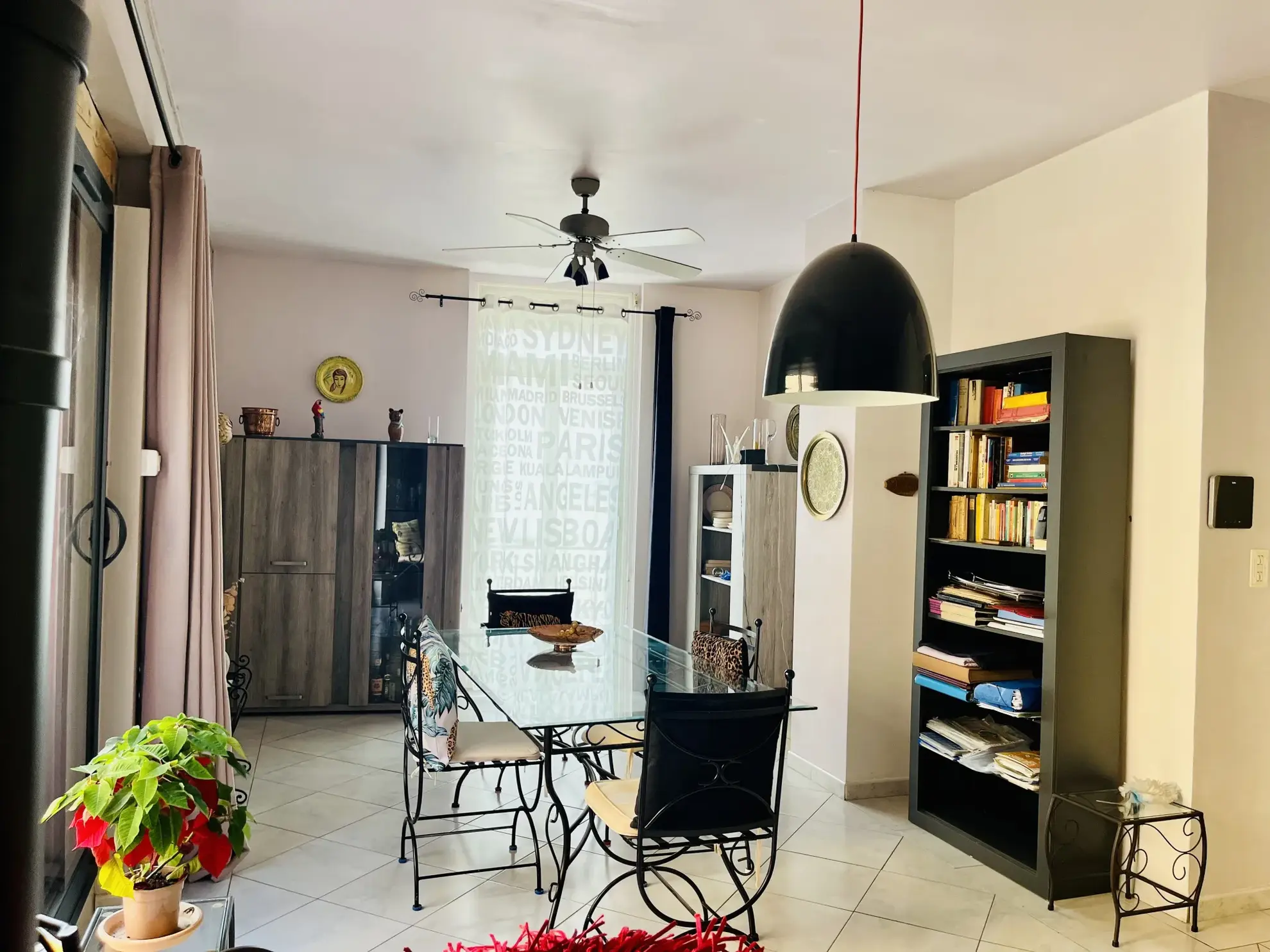 Bel appartement lumineux avec terrasse, cave et garage à Le Boulou 