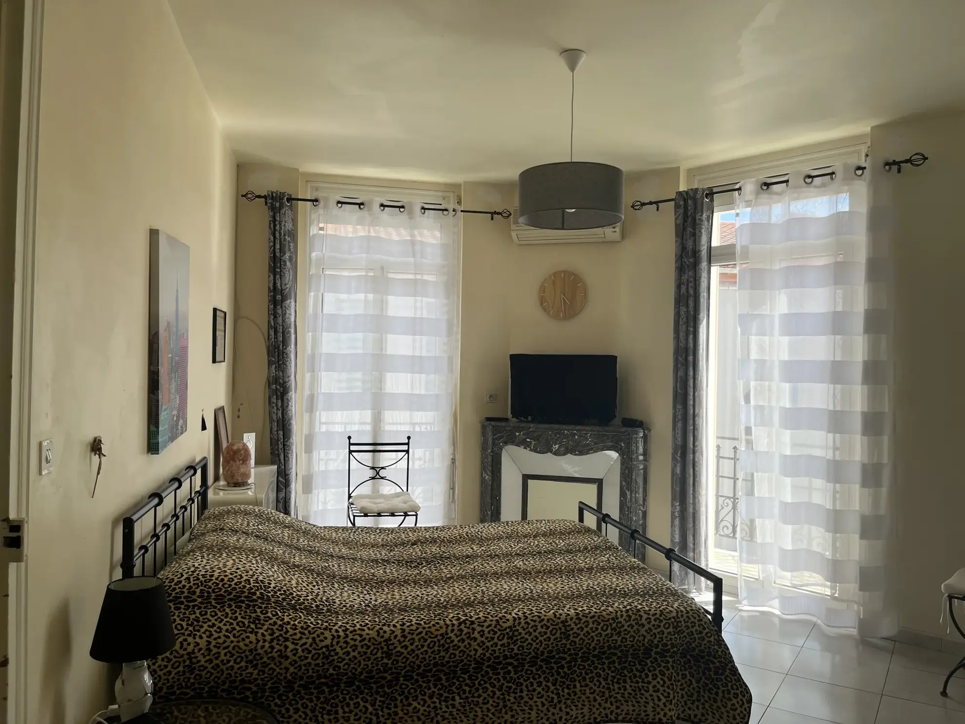 Bel appartement lumineux avec terrasse, cave et garage à Le Boulou 