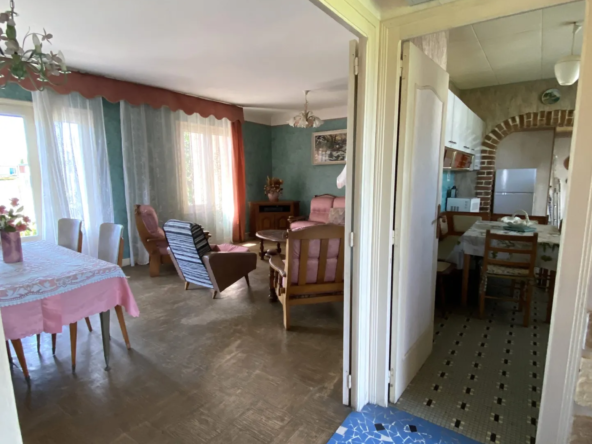 Maison T5 à vendre à Monein-Centre avec jardin et vue Pyrénées 