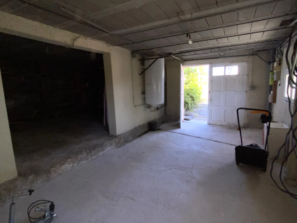 Maison T5 à vendre à Monein-Centre avec jardin et vue Pyrénées 