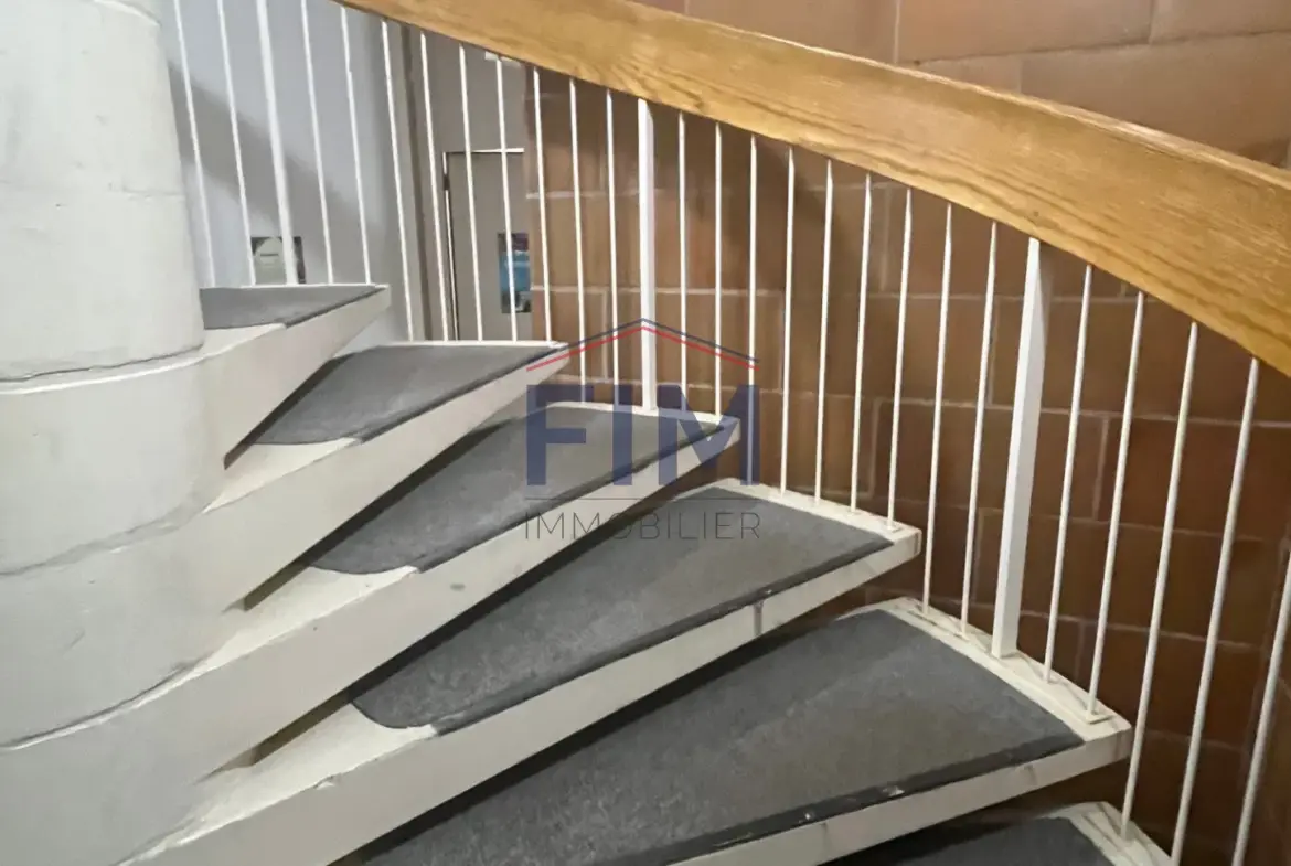 Appartement F3 à vendre à Dieppe centre-ville avec terrasse 