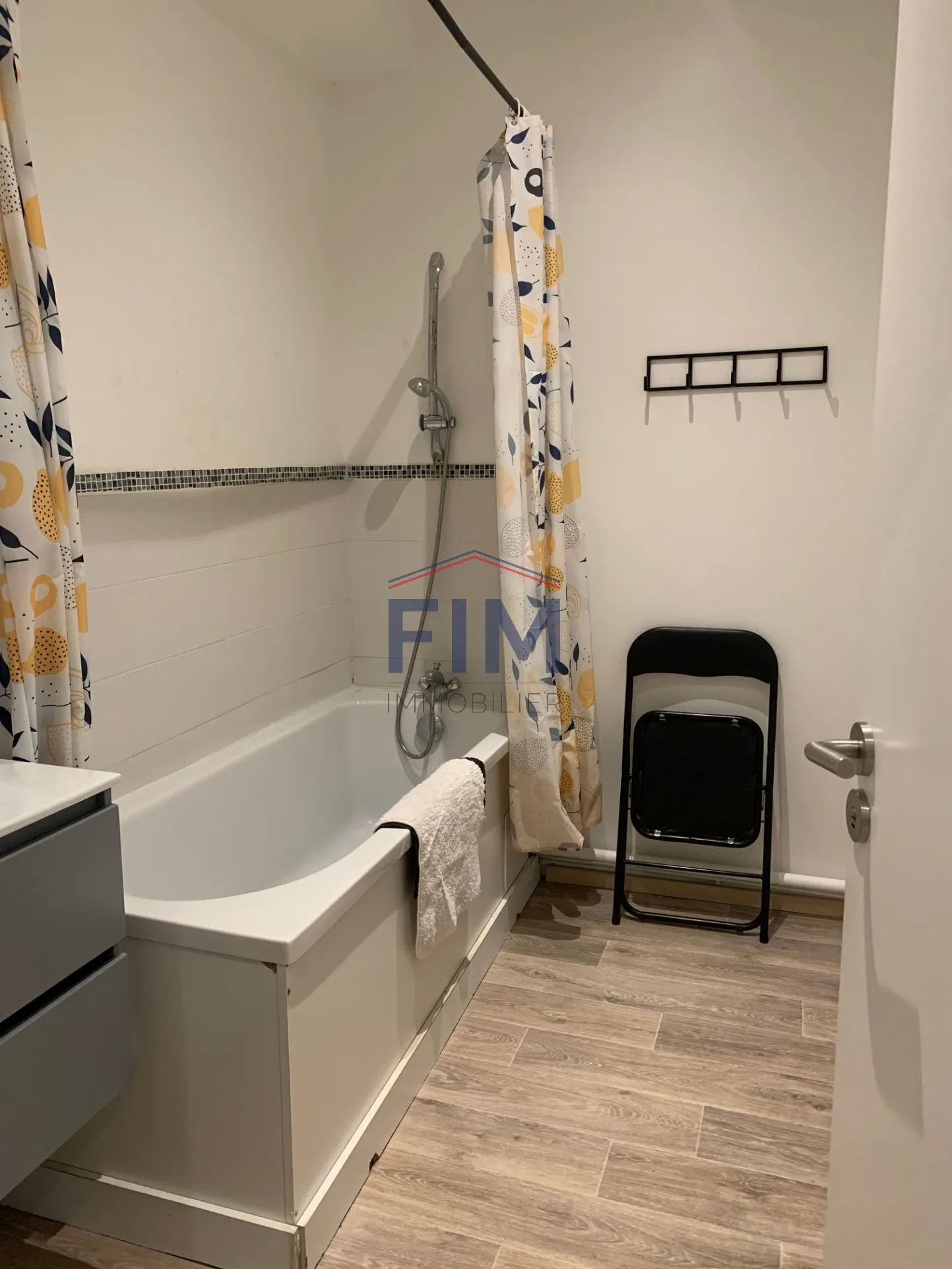 Appartement F3 à vendre à Dieppe centre-ville avec terrasse 