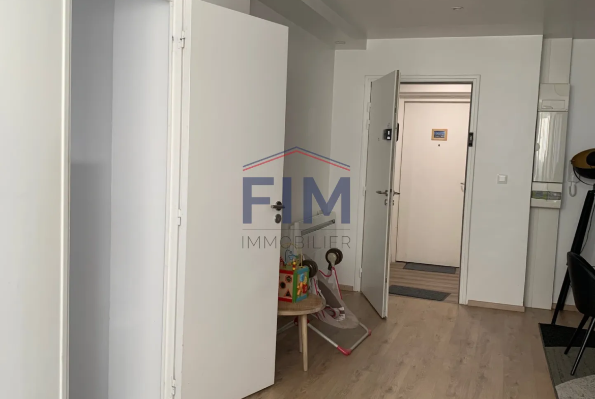 Appartement F3 à vendre à Dieppe centre-ville avec terrasse 