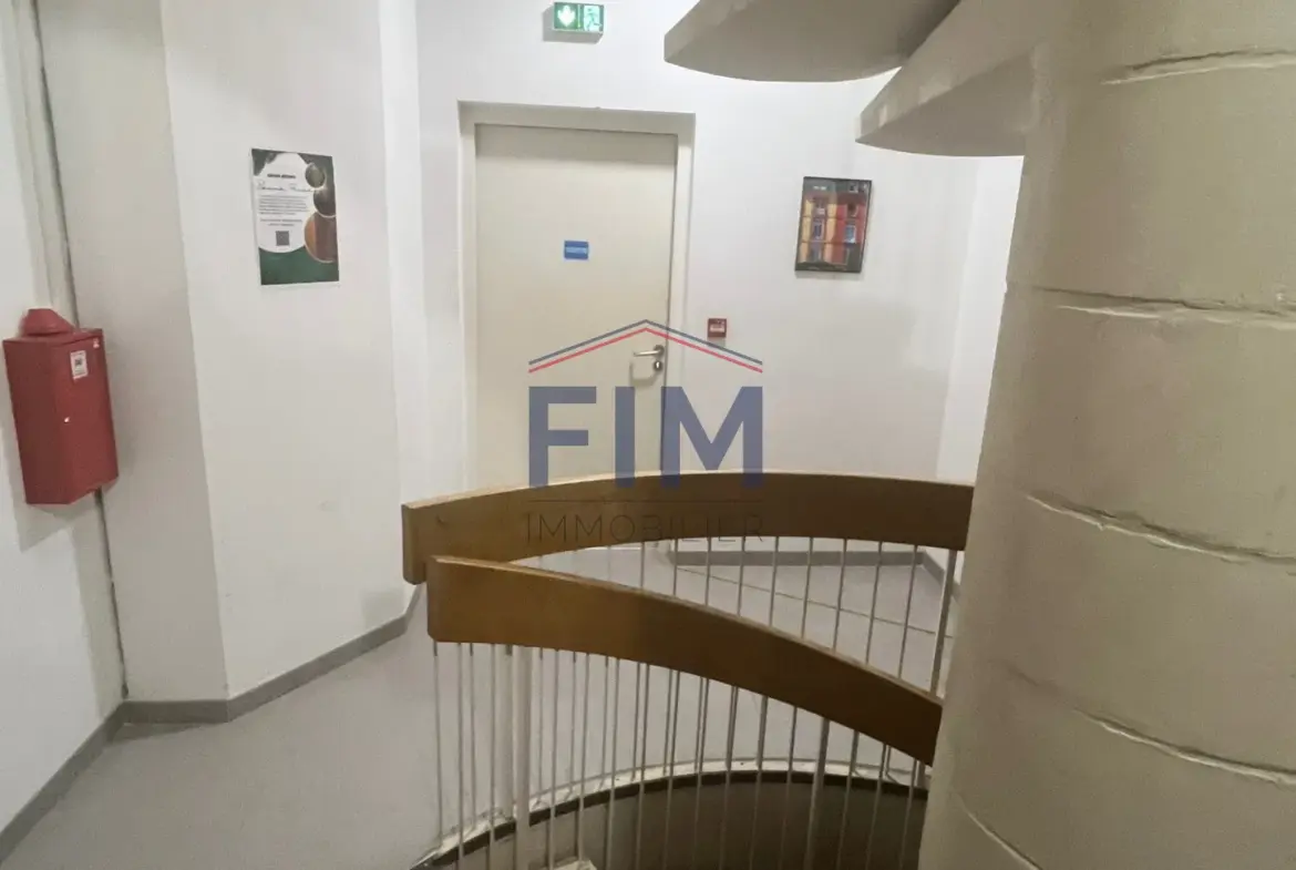 Appartement F3 à vendre à Dieppe centre-ville avec terrasse 