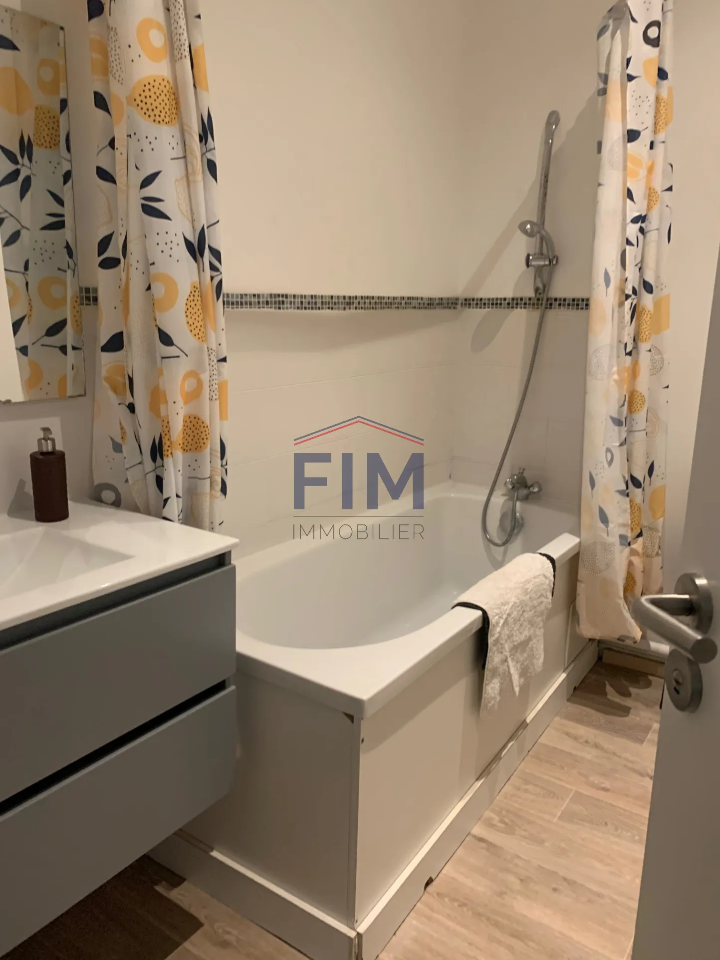 Appartement F3 à vendre à Dieppe centre-ville avec terrasse 